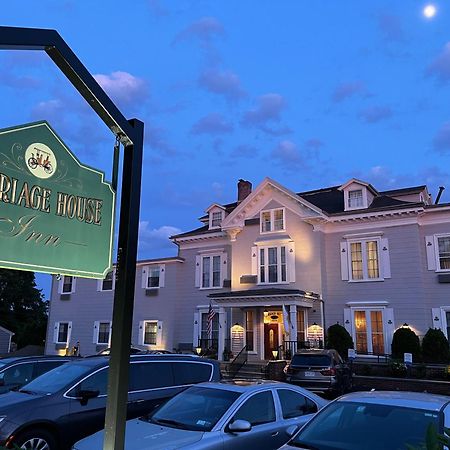 The Carriage House Inn Newport ミドルタウン エクステリア 写真