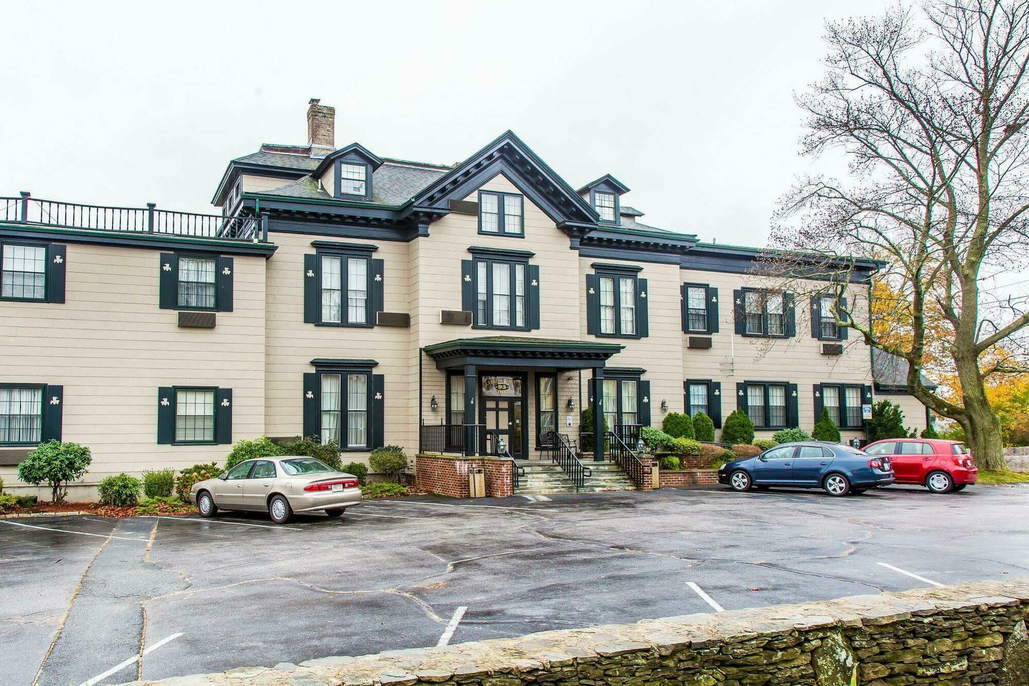 The Carriage House Inn Newport ミドルタウン エクステリア 写真